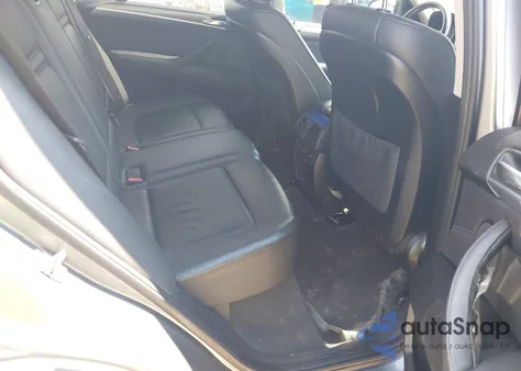 2010 BMW X5 xDrive35D z USA, uszkodzony, nr VIN 5UXFF0C59ALT85590